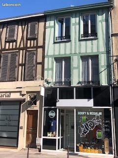 Gebäude in Chalons-en-Champagne, France 210m², Nr. 311169