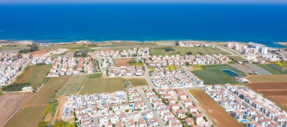 3 bedrooms House in Paralimni, Cyprus No. 24072 3