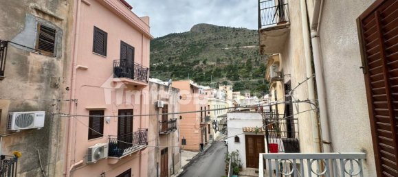 3 Schlafzimmer Wohnung in Castellammare del Golfo, Italy, Nr. 293200 17