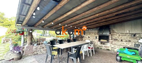 3 bedrooms House in Saint-Sauveur, France No. 252580 9