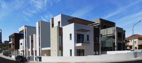 3 bedrooms Villa in Limassol, Cyprus No. 2030 2