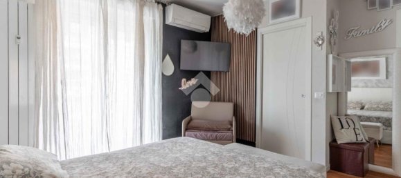 2 chambres Appartement à Trezzano sul Naviglio, Italy No. 298386 13