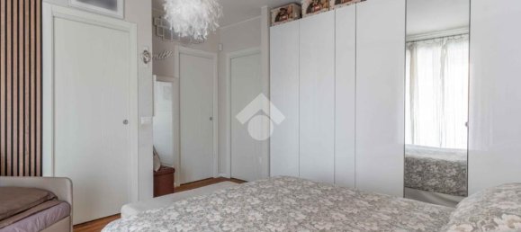 2 chambres Appartement à Trezzano sul Naviglio, Italy No. 298386 14