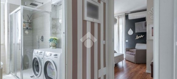 2 chambres Appartement à Trezzano sul Naviglio, Italy No. 298386 10