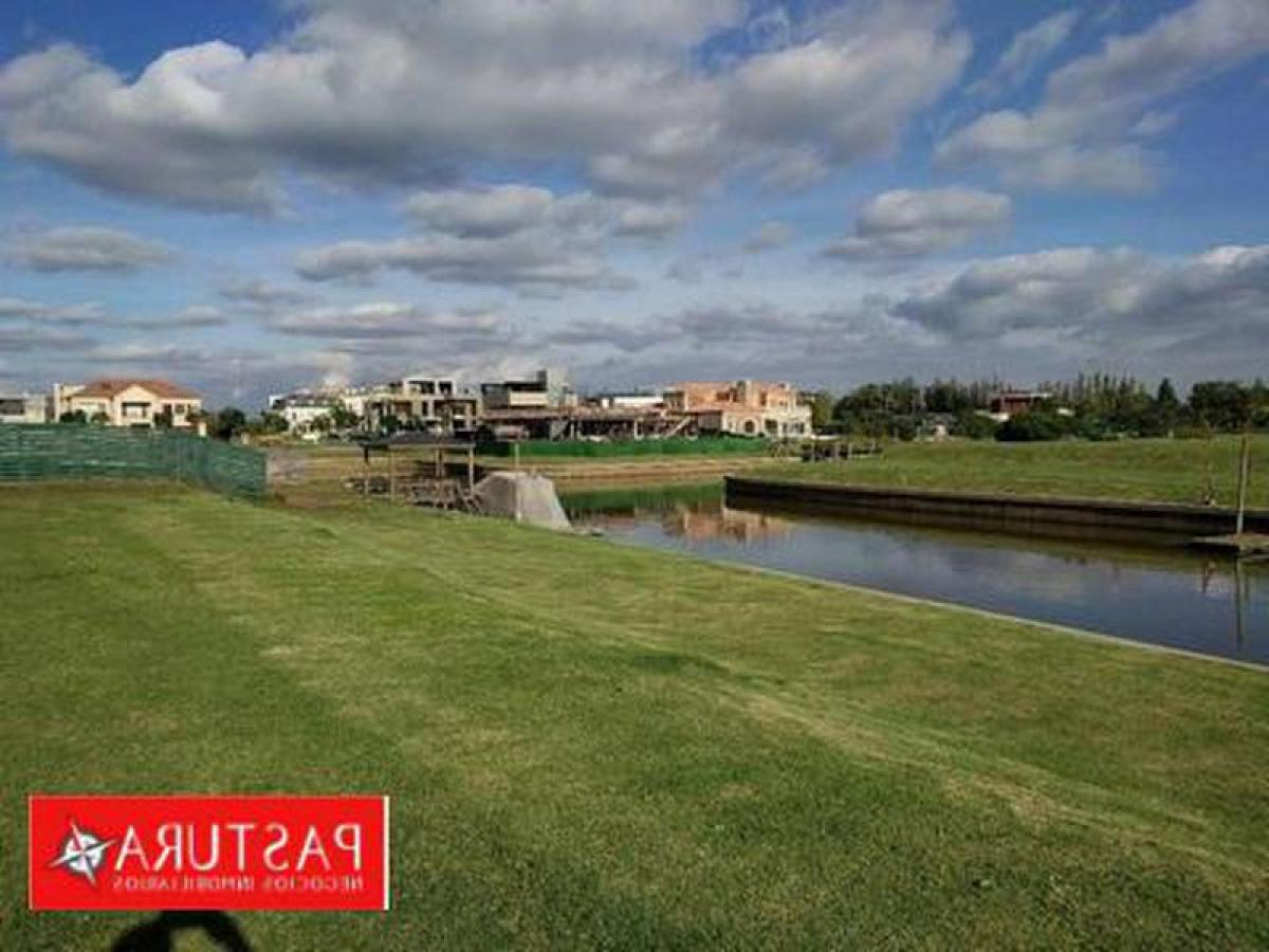 Terreno en Tigre, Argentina No. 41312