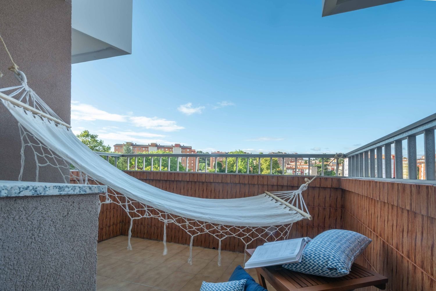 4 bedrooms Apartment in Aviles, Spain No. 206732