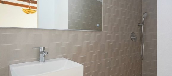 3 bedrooms Townhouse in Alicante, Spain No. 185144 17