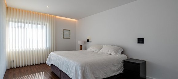 4 bedrooms House in Porto, Portugal No. 125108 11