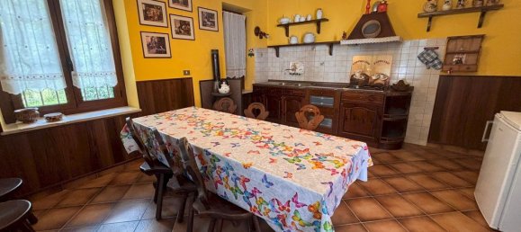 5 rooms House in Monterosso Grana, Italy No. 257408 2
