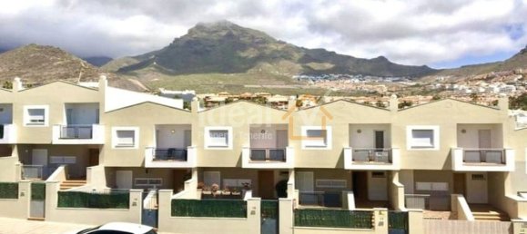 4 Schlafzimmer Stadthaus in Adeje, Spain, Nr. 43825 3