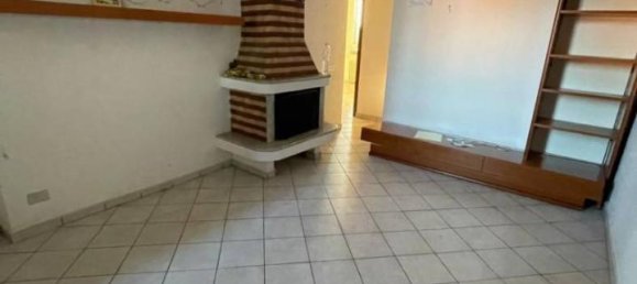 Apartamento de 3 habitaciónes en Caselle Lurani, Italy No. 132860 4