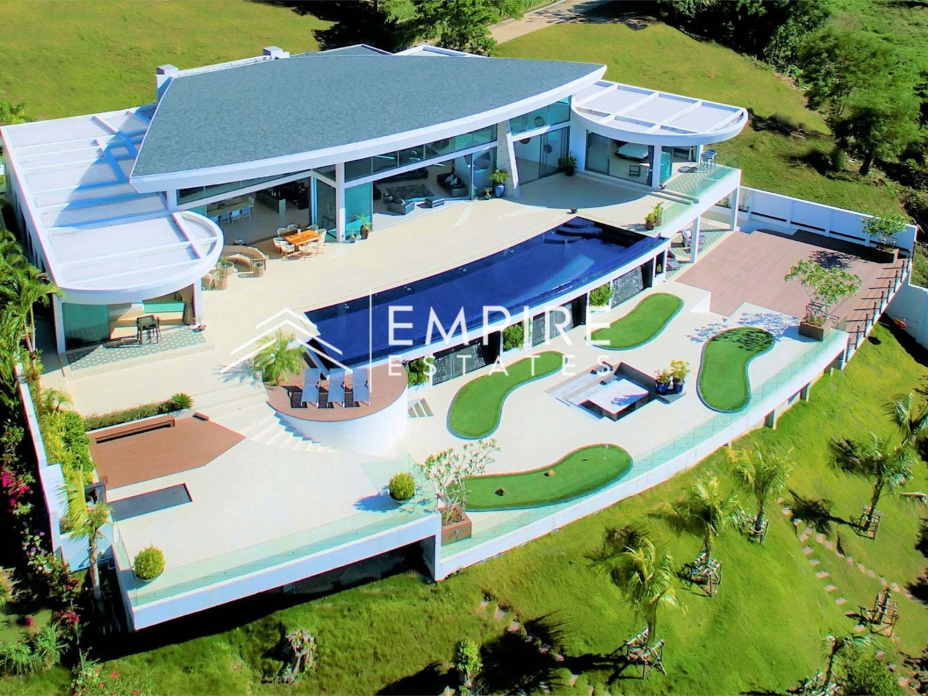 5 bedrooms Villa in Phuket, Thailand No. 5912