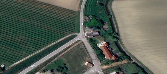 5 rooms House in Frassinelle Polesine, Italy No. 304323 21