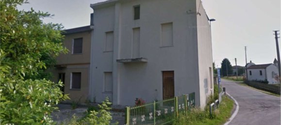 5 rooms House in Frassinelle Polesine, Italy No. 304323 11