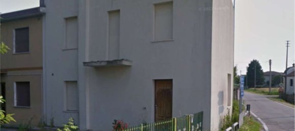 5 rooms House in Frassinelle Polesine, Italy No. 304323 8