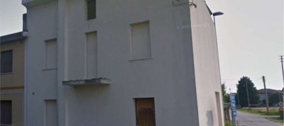 5 rooms House in Frassinelle Polesine, Italy No. 304323 15