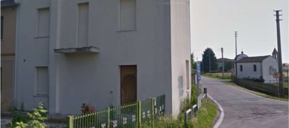 5 rooms House in Frassinelle Polesine, Italy No. 304323 12