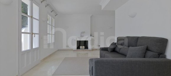 3 bedrooms Townhouse in La Quinta, Spain No. 29906 3