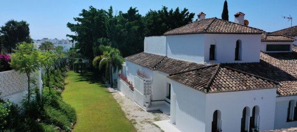 6 غرف نوم فيلا في Estepona, Spain رقم 136596 19