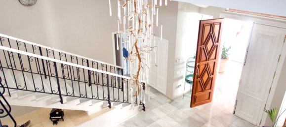 6 غرف نوم فيلا في Estepona, Spain رقم 136596 14