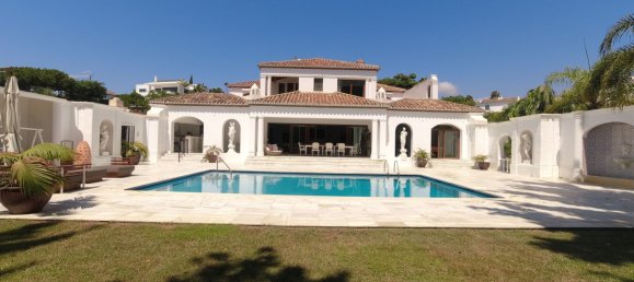 6 غرف نوم فيلا في Estepona, Spain رقم 136596 3