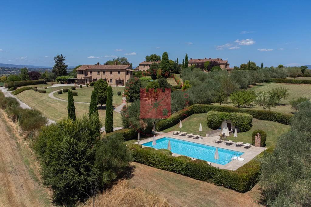 4 chambres Maison à Cortona, Italy No. 304136