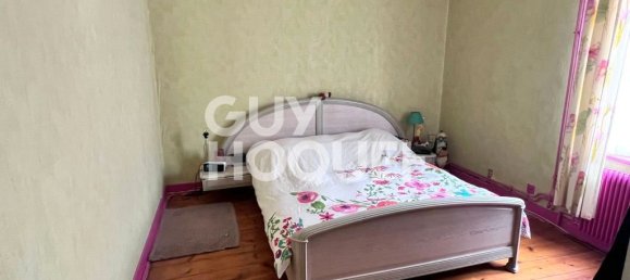 3 bedrooms House in Tourcoing, France No. 91201 8