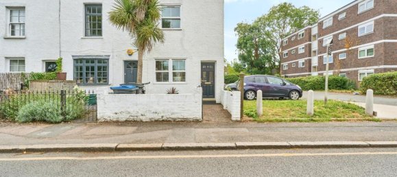 2 bedrooms Commercial property in Kingston Upon Thames, United Kingdom No. 10536 3