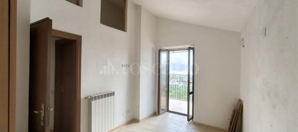 3 bedrooms House in Scoppito, Italy No. 315528 11