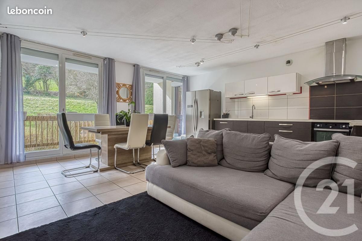 3 bedrooms Apartment in Rumilly, France No. 199621