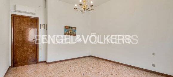 4 bedrooms Villa in Pisa, Italy No. 51065 20