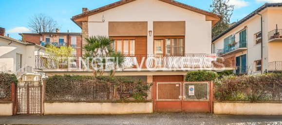 4 bedrooms Villa in Pisa, Italy No. 51065 2