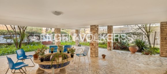 4 bedrooms Villa in Pisa, Italy No. 51065 3