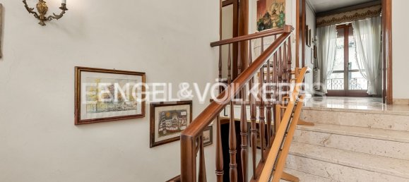 4 bedrooms Villa in Pisa, Italy No. 51065 5