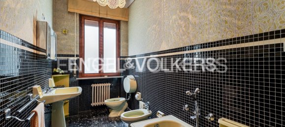 4 bedrooms Villa in Pisa, Italy No. 51065 17