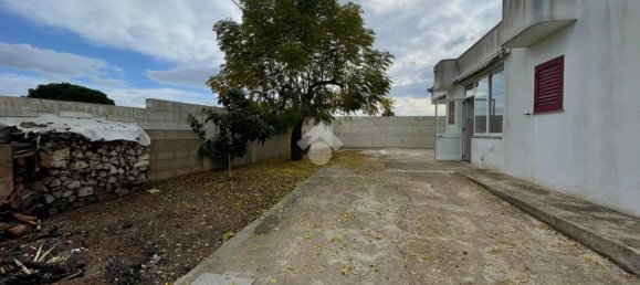 5 rooms Villa in Taviano, Italy No. 117650 12