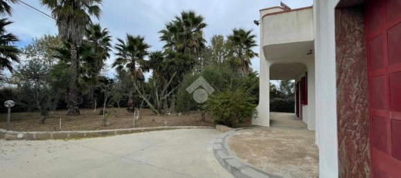 5 rooms Villa in Taviano, Italy No. 117650 10