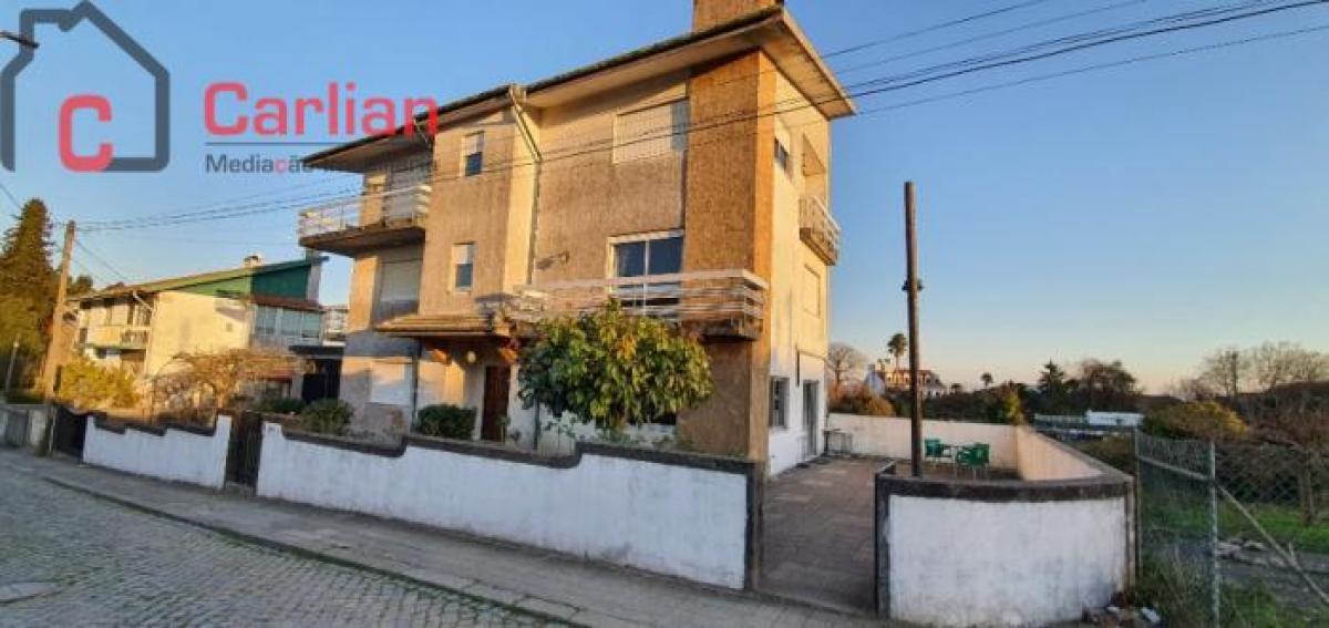 Дом с 4 спальнями в Вила Нова ди Гая, Португалия № 6340