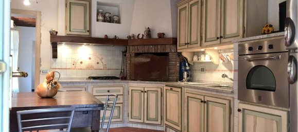 4 rooms House in Camaiore, Italy No. 116987 7