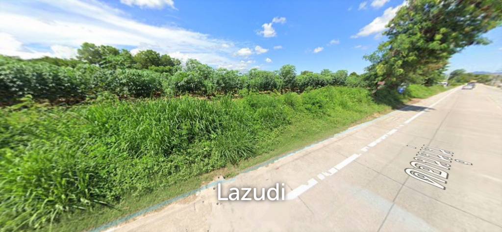 18884m² Commercial property in Si Racha, Thailand No. 16084