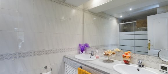 3 bedrooms Apartment in Marbella, Spain No. 67401 25