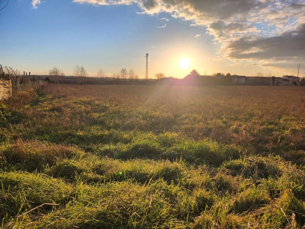 Grundstück in Lonigo, Italy 3950m², Nr. 155633