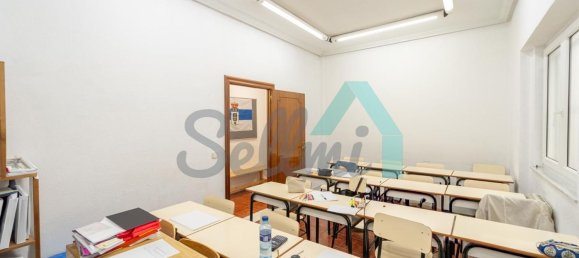 4 Schlafzimmer Wohnung in Oviedo, Spain, Nr. 165401 11