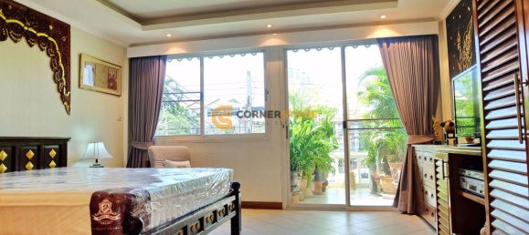 220m² Cafe / restaurant in Pattaya, Thailand No. 19521 3