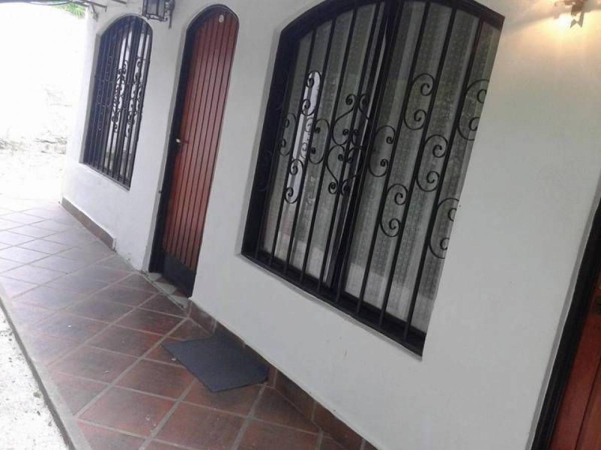 3 bedrooms Apartment in Cordoba, Argentina No. 11269