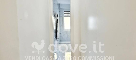 Studio in Milan, Italy No. 316892 17