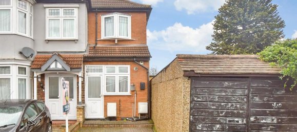 2 bedrooms House in Essex, United Kingdom No. 4154 4