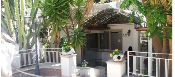 6 rooms Villa in Messina, Italy No. 43060 10