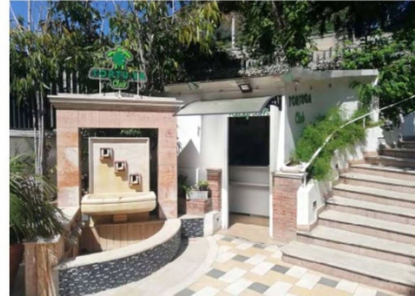 6 rooms Villa in Messina, Italy No. 43060