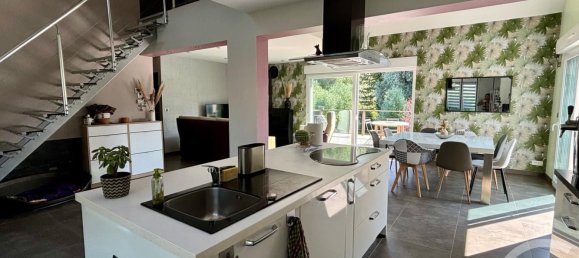 3 bedrooms House in Montreuil, France No. 251194 6